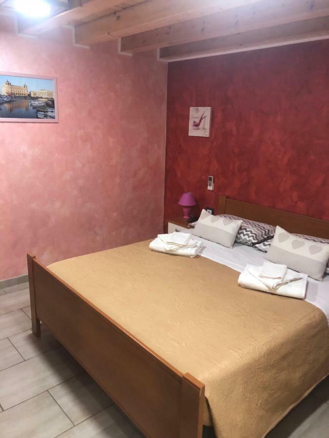 Rooms Chanel Syracuse Екстер'єр фото